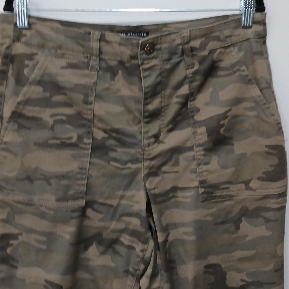 Social Standard by Santuary Camouflage Pants Size 14 Pockets Zipper Ankle - Picture 2 of 8